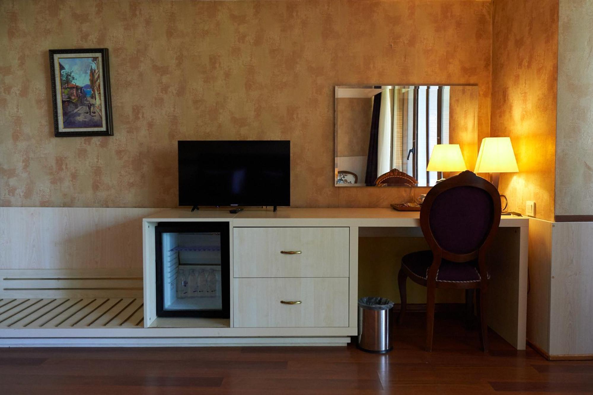 Phellos Suites Boutique Hotel Шіле Екстер'єр фото