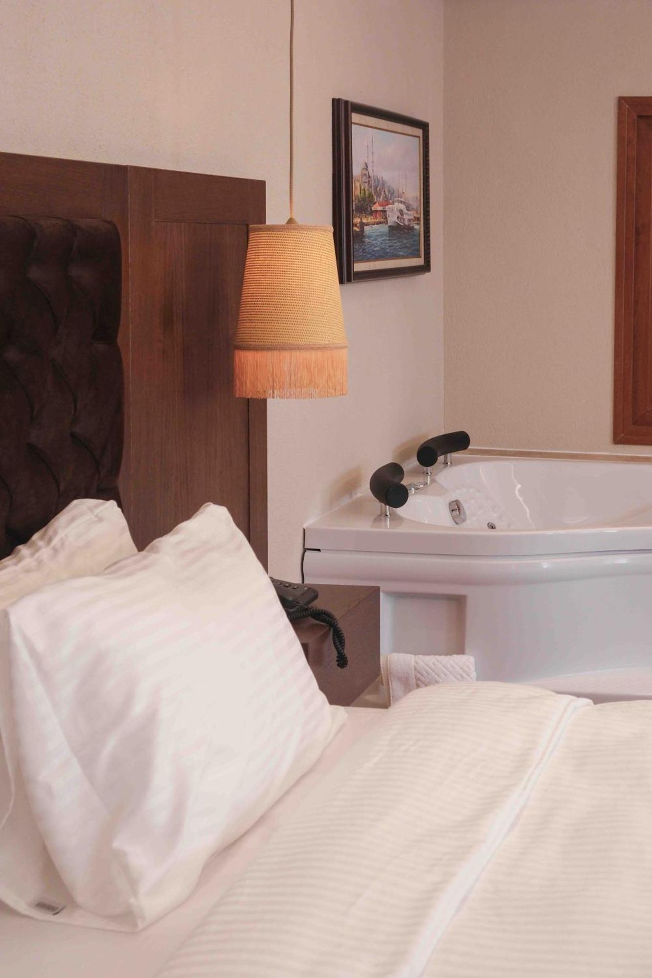Phellos Suites Boutique Hotel Шіле Екстер'єр фото